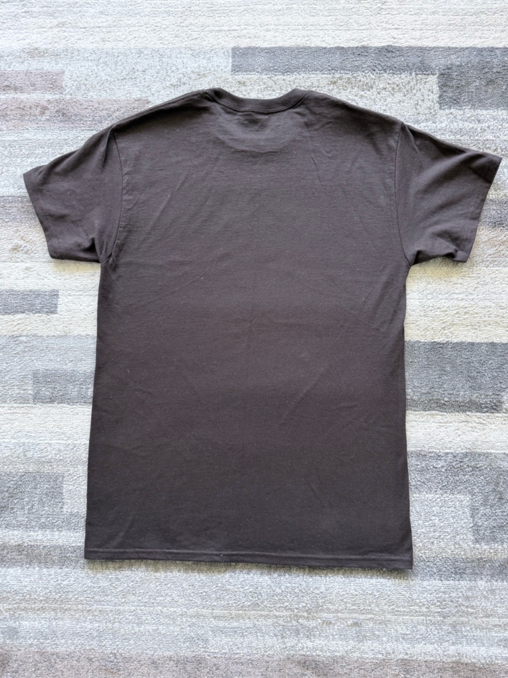 Gildan Brown Short-Sleeve Tee with Yellow-Orange Tiger Graphic - Picture 2 of 2